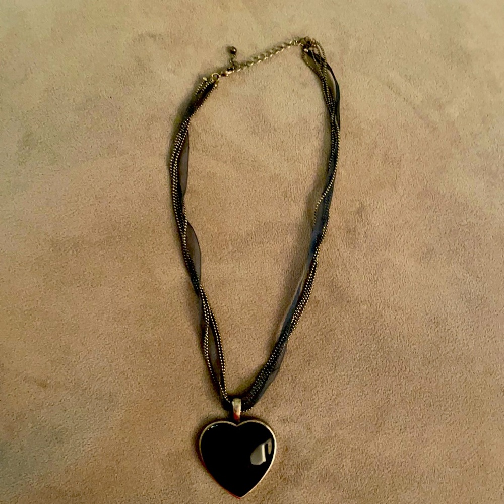 Dark blue heart pendant
